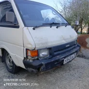 Nissan Largo. VUGJC22003814, LD20461185 ����