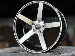 Vossen CV3-R. 7.5x17", 5x100, ET30, �� 73,1���. ����