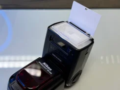 ������� Nikon Speedlight SB-900 ����
