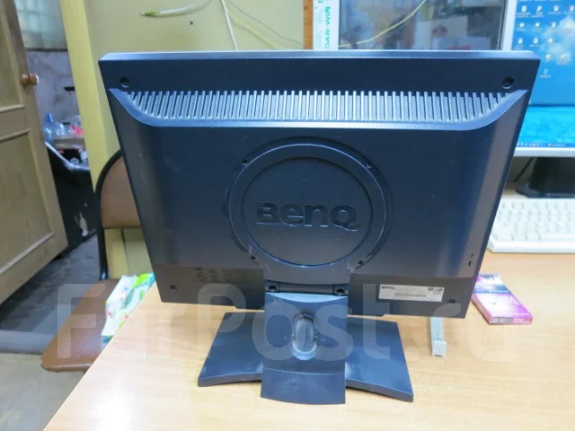 BenQ. 15", ���������� �� (LCD, LED, QLED) ����