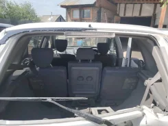 Nissan Tino. HV10000704, SR200931458 ����