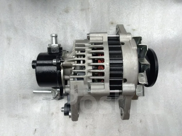 ��������� Mazda R2. 70A/12V LR170-510B ����