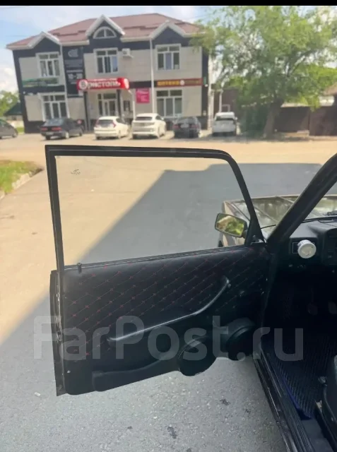 ���� 2105. ��������, ������, 1.6 (73��.�.), ������, 32 600����. �� ����