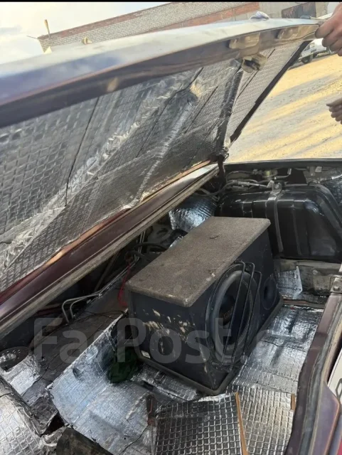 ���� 2105. ��������, ������, 1.6 (73��.�.), ������, 32 600����. �� ����