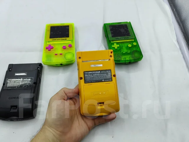 Nintendo Game Boy ����