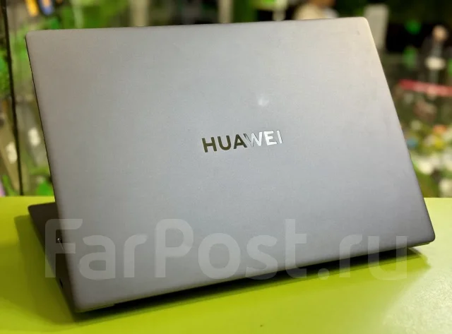 Huawei. 16", 2����, ��� 8 ��, ���� 512���, WiFi: 1, Bluetooth: 1, ����������� �� 3��. ����