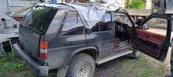 Nissan Terrano ����