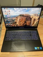 Gigabyte G5. 15.6", 2,5����, ��� 16 ��, ���� 512���, WiFi: 1, Bluetooth: 1, ����������� �� 5��. ����