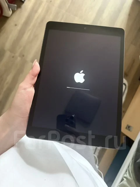 Apple iPad 9 ����