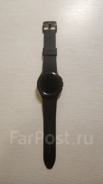 Samsung Galaxy Watch4 Classic ����