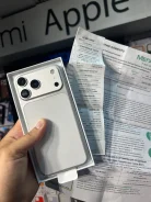 Apple iPhone 17 Pro Max. �����, 1 �� ����