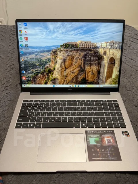 Honor MagicBook X 16. 16", 2����, ��� 16 ��, ���� 512���, WiFi: 1, Bluetooth: 1 ����