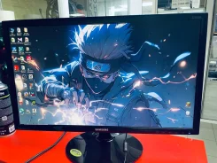 Samsung. 24", ���������� �� (LCD, LED, QLED) ����