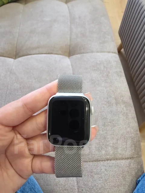 Apple Watch Series 4. NFC, SIM-����� ����