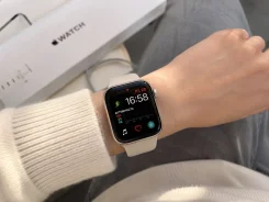Apple Watch SE 2 ����