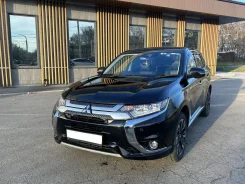 Mitsubishi Outlander. ��������, 4wd, 0.1 (118��.�.), ������, 124 000����. �� ����