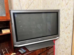 Toshiba. LED ����