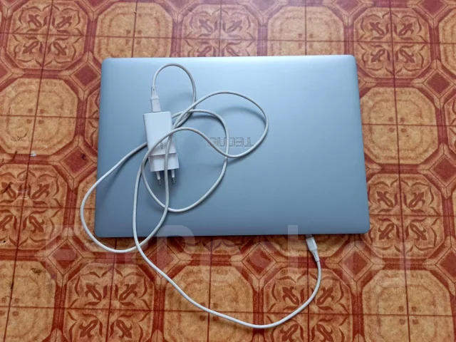Tecno MegaBook S1. 2,1����, ��� 16 ��, ���� 1 024���, WiFi: 1, Bluetooth: 1 ����