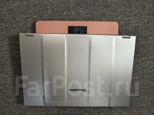 Panasonic Let's Note. 14.1", 2,6����, ��� 8 ��, ���� 256���, WiFi: 1, Bluetooth: 1, ����������� �� 5��. ��� ����� �� ������������ ����