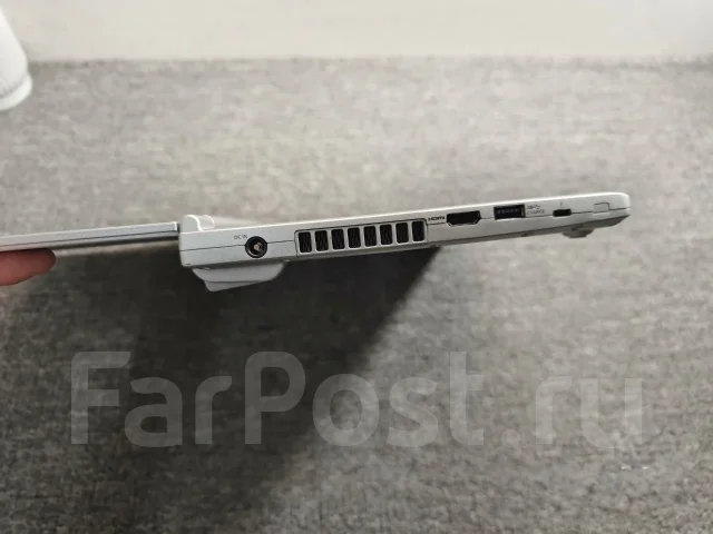 Panasonic Let's Note. 12.5", 2,6����, ��� 16 ��, ���� 256���, WiFi: 1, Bluetooth: 1, ����������� �� 5��. ����