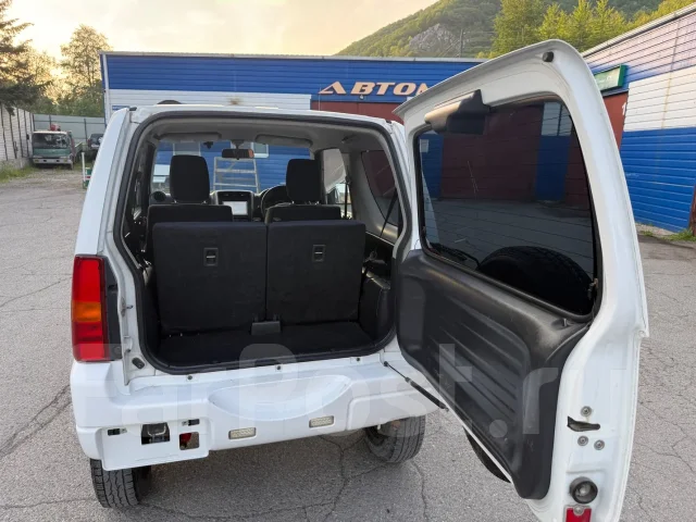 Suzuki Jimny. ��������, 4wd, 0.7 (64��.�.), ������, 141����. ��, �/� ����