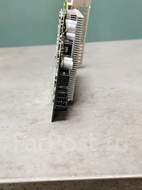 GeForce 8600 GTS ����