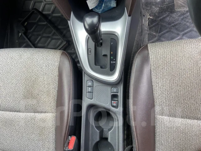 Toyota Yaris. MXPB10, M15A ����