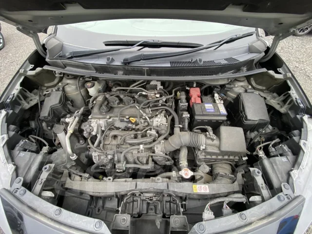 Toyota Yaris. MXPB10, M15A ����