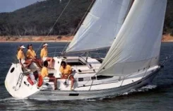 Beneatue Oceanis 320. ����� 9,23��., 1990 ���. ��� ����� �� ������������ ����