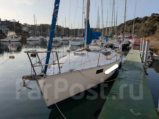Beneatue Oceanis 320. ����� 9,23��., 1990 ���. ��� ����� �� ������������ ����