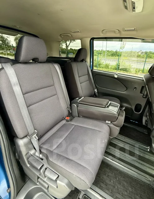 Nissan Serena. �������, 4wd, 2.0 (150��.�.), ������, 156 000����. �� ����