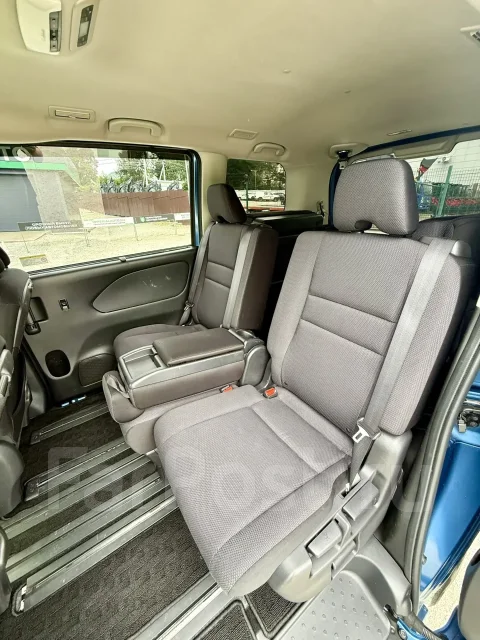 Nissan Serena. �������, 4wd, 2.0 (150��.�.), ������, 156 000����. �� ����