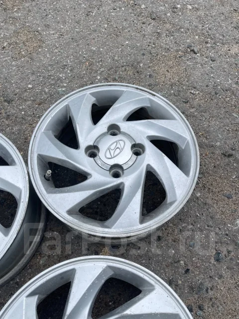 Hyundai. 6.0x15", 4x114.3, ET45, �� 67,1���. ����