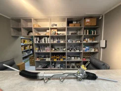 ����� ������� Land Rover Discovery LR011316 (�����) LR011316 ����