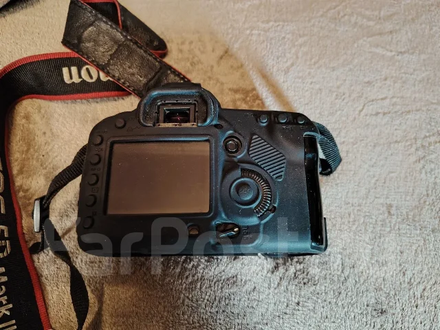 Canon EOS 5D Mark II. 20 � ����� ��, ���: ��� ���� ����