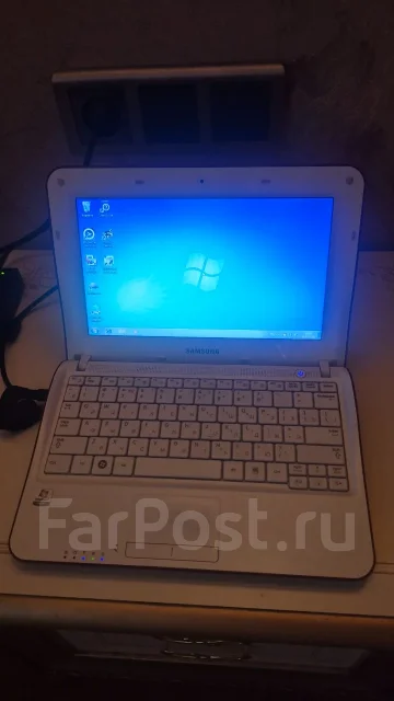 Samsung NF110. 10.1", 1,7����, ��� 1024 ��, ���� 250���, WiFi: 1, Bluetooth: 1 ����