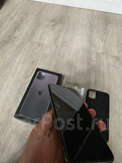 Apple iPhone 11 Pro Max. �/�, 256 ��, �����, ������, 3G, 4G LTE, 5G, NFC, eSIM ����