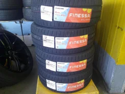 Bridgestone Finessa HB01