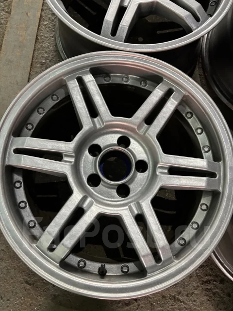 League. 8.5x18", 5x114.3, ET18 ����