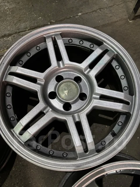 League. 8.5x18", 5x114.3, ET18 ����