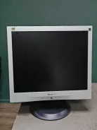 BenQ. 17", ���������� �� (LCD, LED, QLED) ����