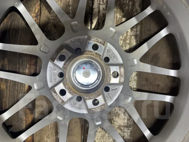 Work Emotion M8R. 9.5x20", 5x114.3, ET28, �� 73,1���. ����