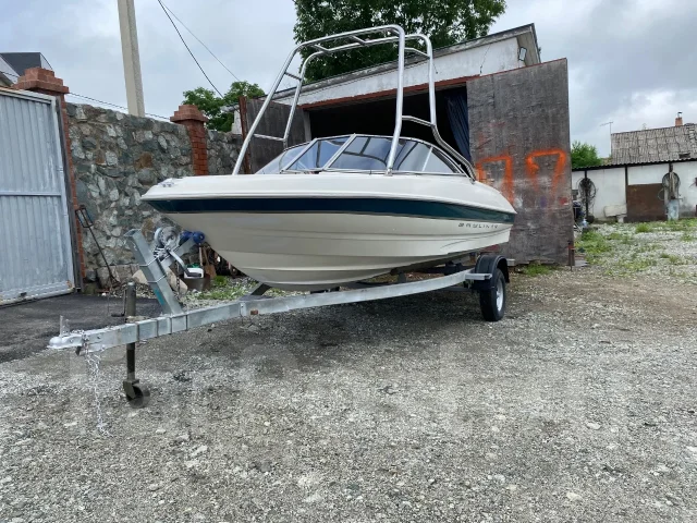 Bayliner. 2000 ���, ����� 5,5��., ��������� ���������, 125��.�., ������ ����