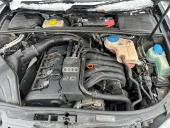��������� Audi A4 B7 06D100031SX ����