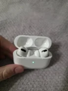 Apple AirPods ����