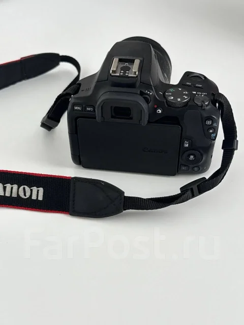 Canon EOS 250D ����