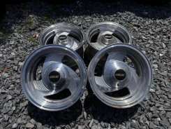 DUB Shot Calla. 7.0x15", 5x127, ET-10, �� 83,7���. ����