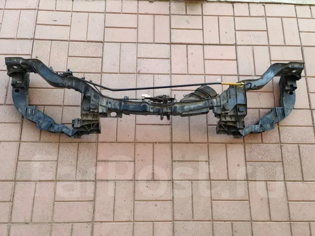 ��������� FORD Focus CB8 1845674 1845674 ����