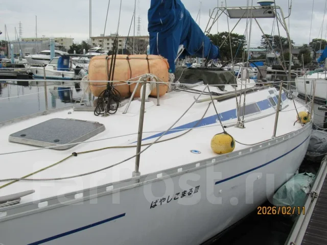 Beneteau First 375. ����� 11,3��., 1990 ���. ��� ����� �� ������������ ����
