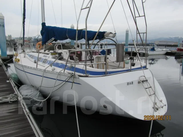Beneteau First 375. ����� 11,3��., 1990 ���. ��� ����� �� ������������ ����